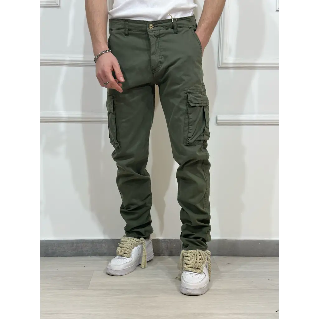 Pantalone cargo con tasconi - PANTALONI E JEANS