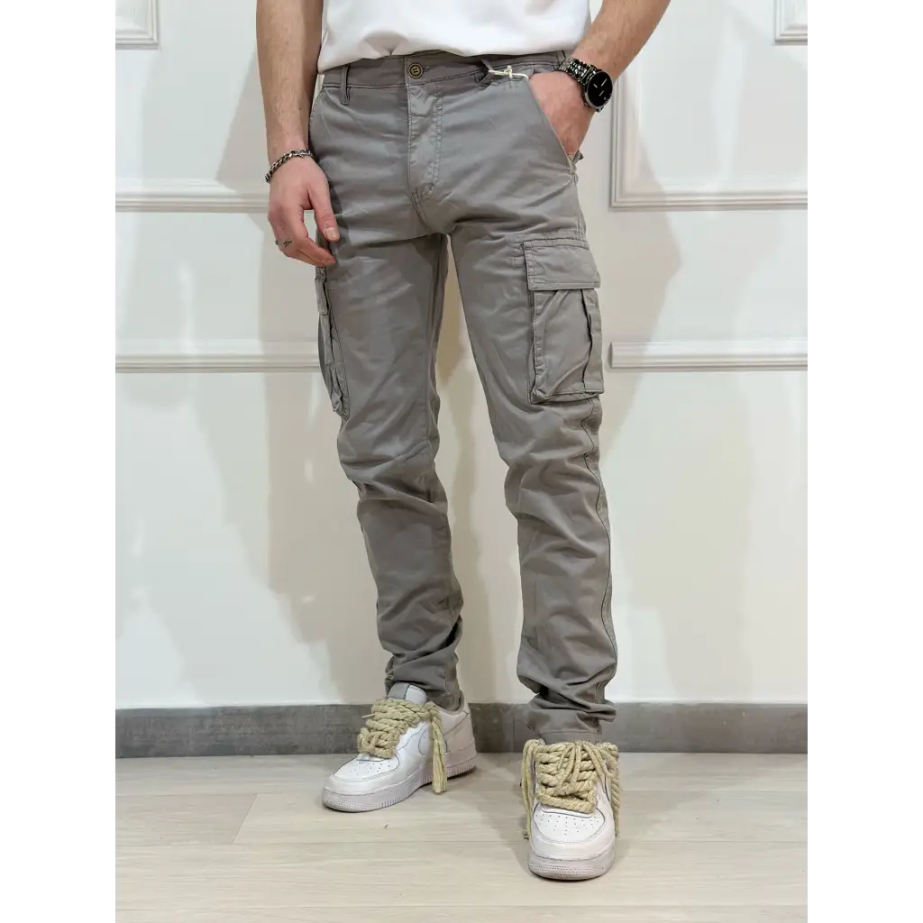 Pantalone cargo con tasconi - PANTALONI E JEANS