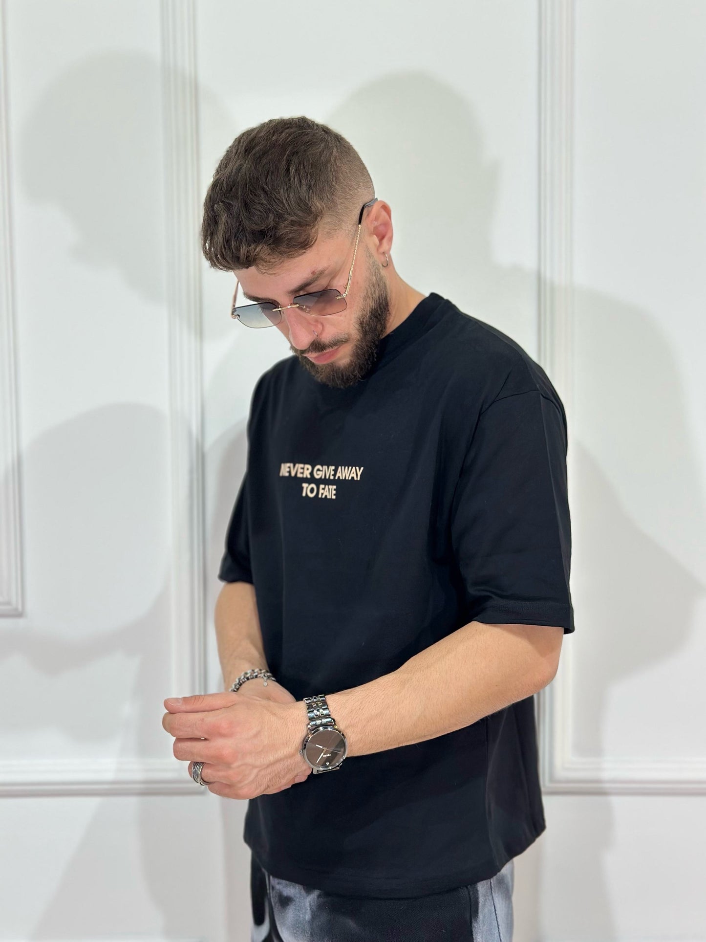 T-shirt Never Give Away