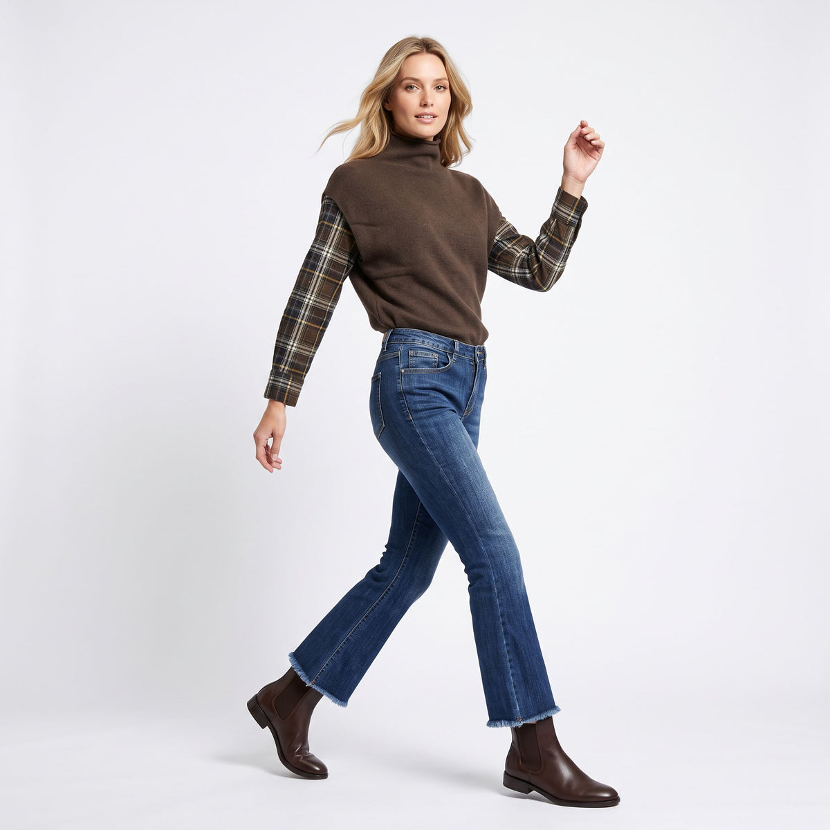 Jeans zampetta sfrangiata