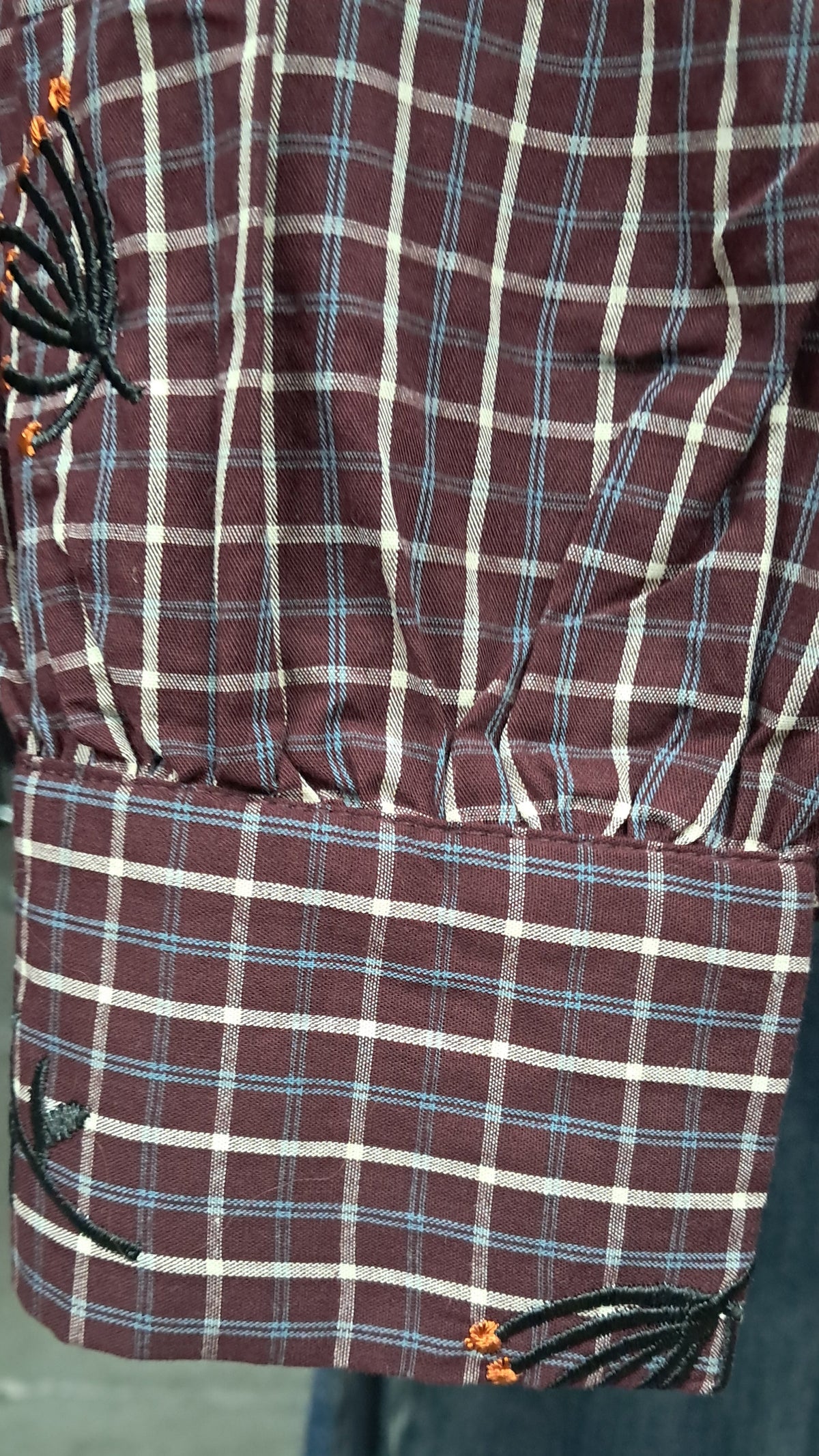 Camicia con ricami
